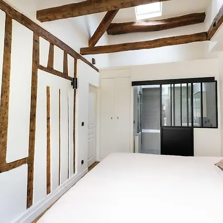 公寓 Grand Place Des Vosges, Marais/bastille